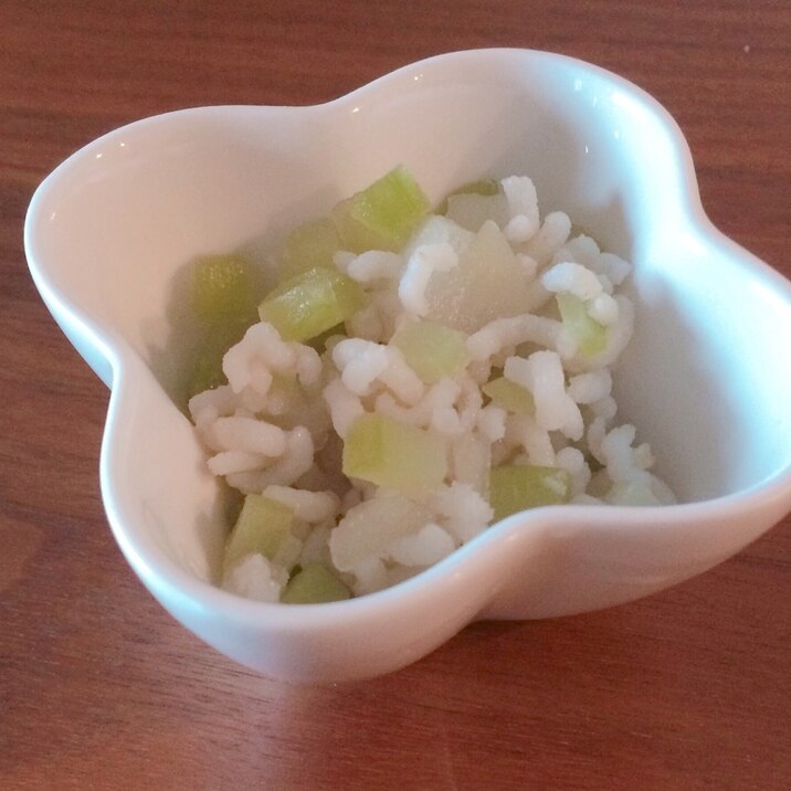 離乳食中期 きゅうりと鶏ひき肉の柔らか煮 レシピ 作り方 By Sato 楽天レシピ 離乳食中期 きゅうりと鶏ひき肉の柔らか煮 レシピ 作り方 By Sato 楽天レシピ